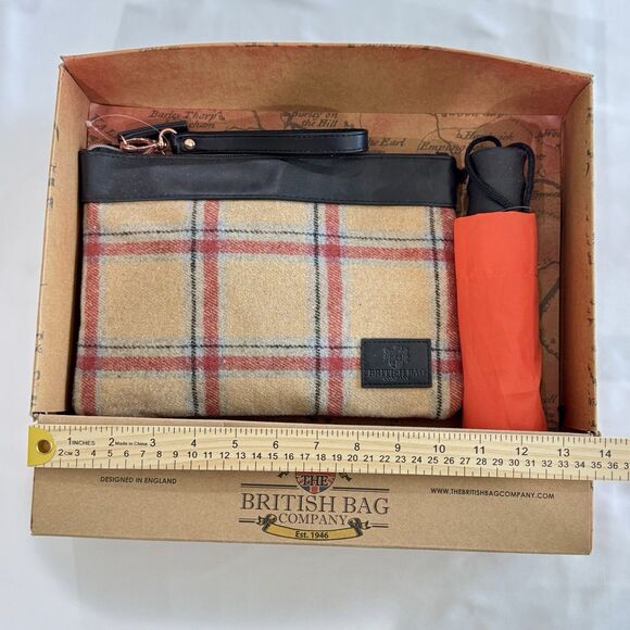 The British Bag Co 2pc Plaid Tweed Clutch Umbrella Gift Set Tan Red - Picture 3 of 4